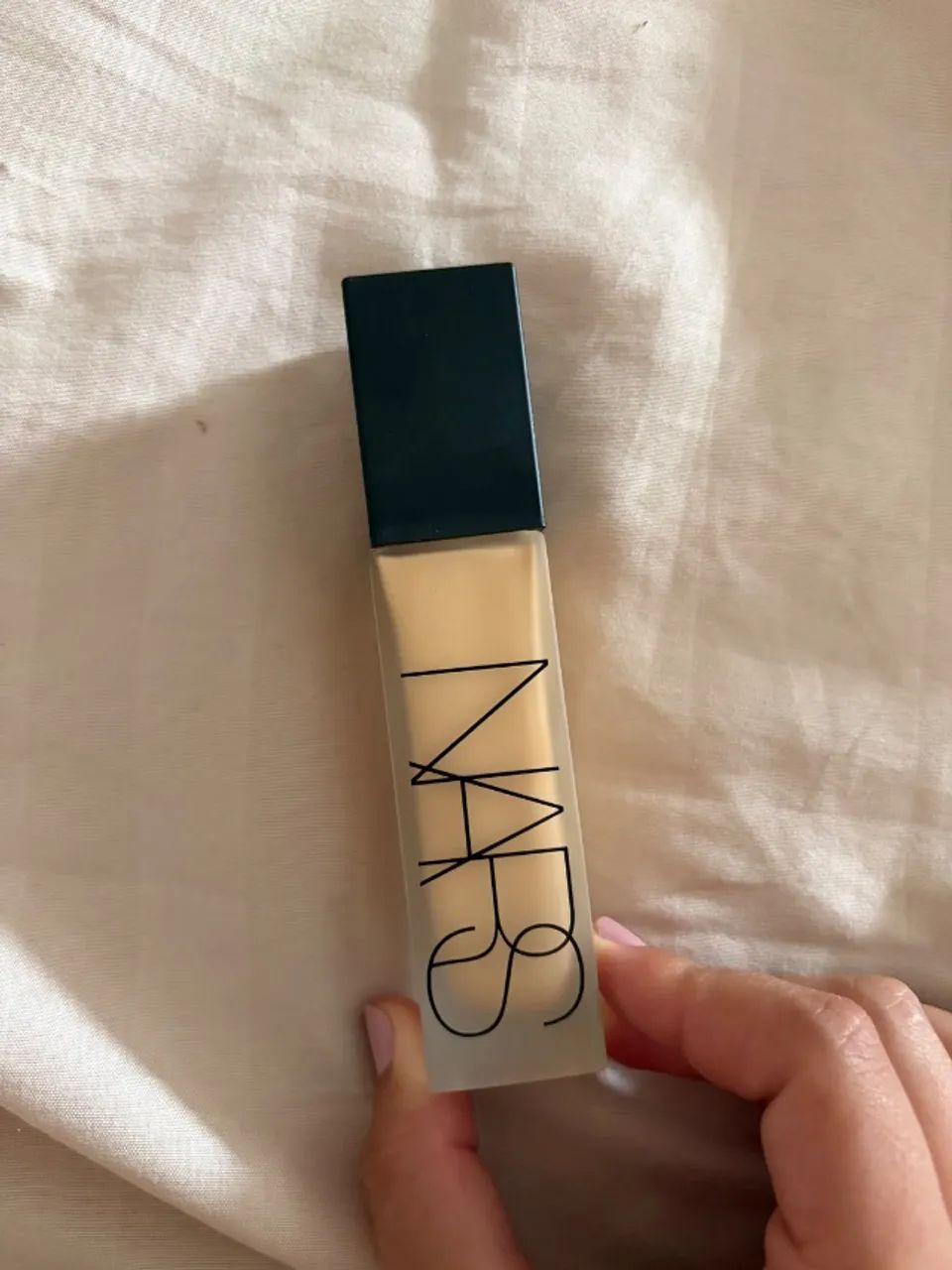 BASE NARS - Natural Matte Longwear Foundation