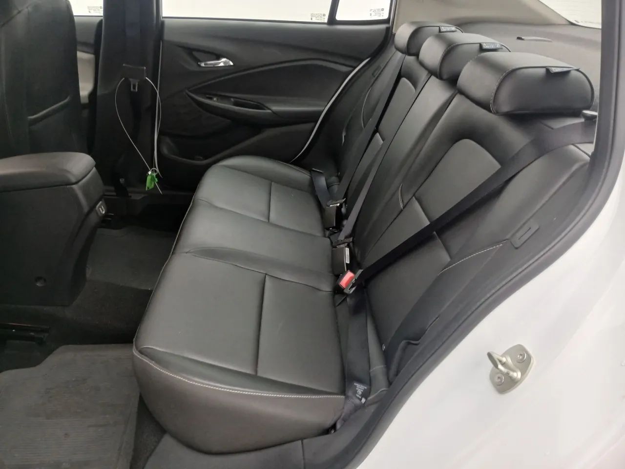 Chevrolet Onix Sedan Plus Premier 1.0 12V TB Flex Aut. 4P, foto 17 de 18