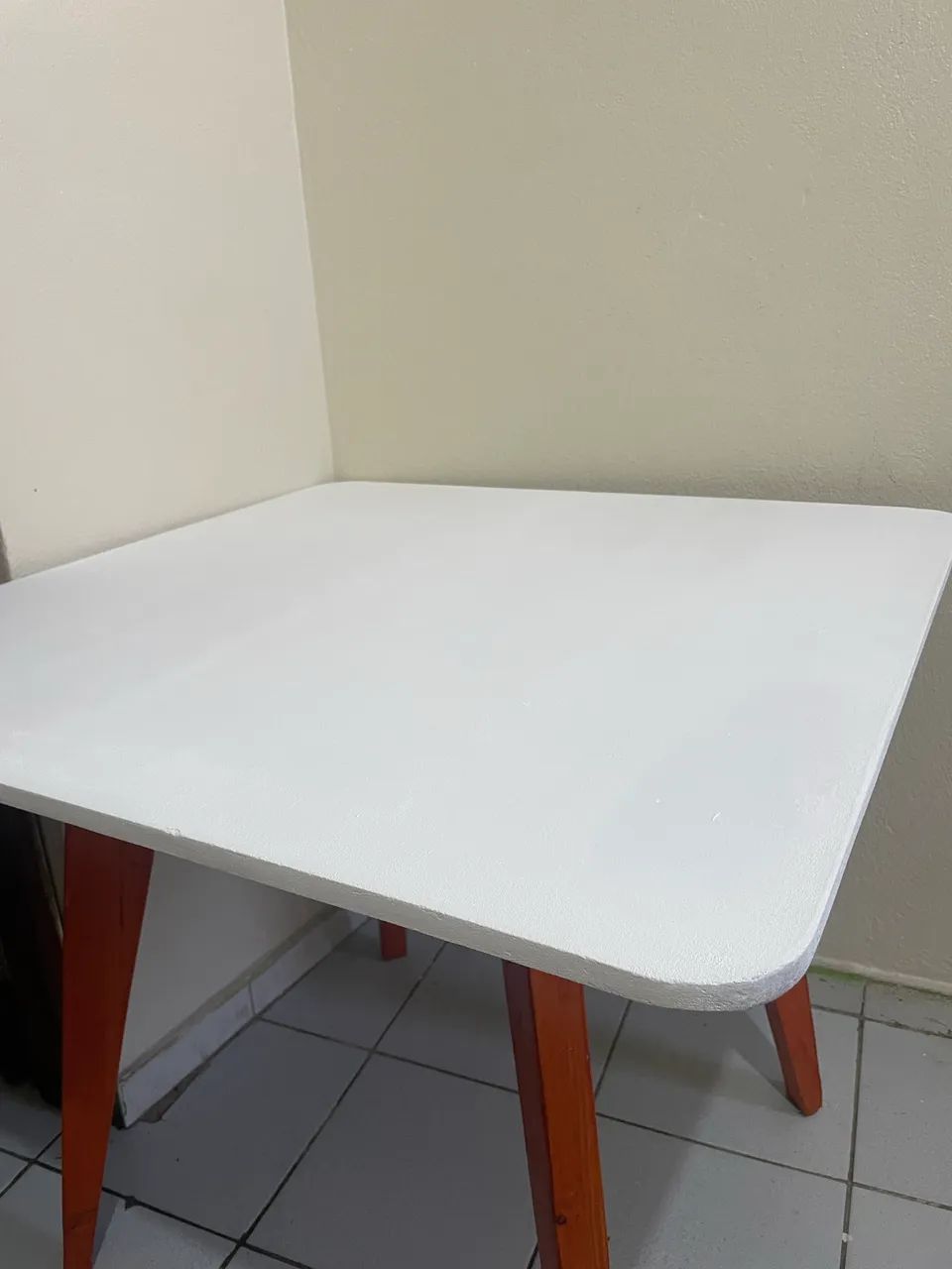 Mesa branca quadrada  - Foto 2