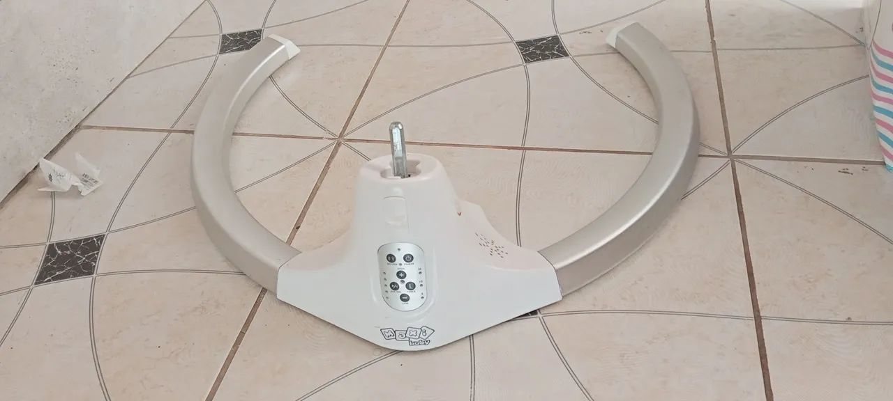 Cadeira De Balanço Elétrica Inteligente Bebê Com Mosquiteiro - Foto 6