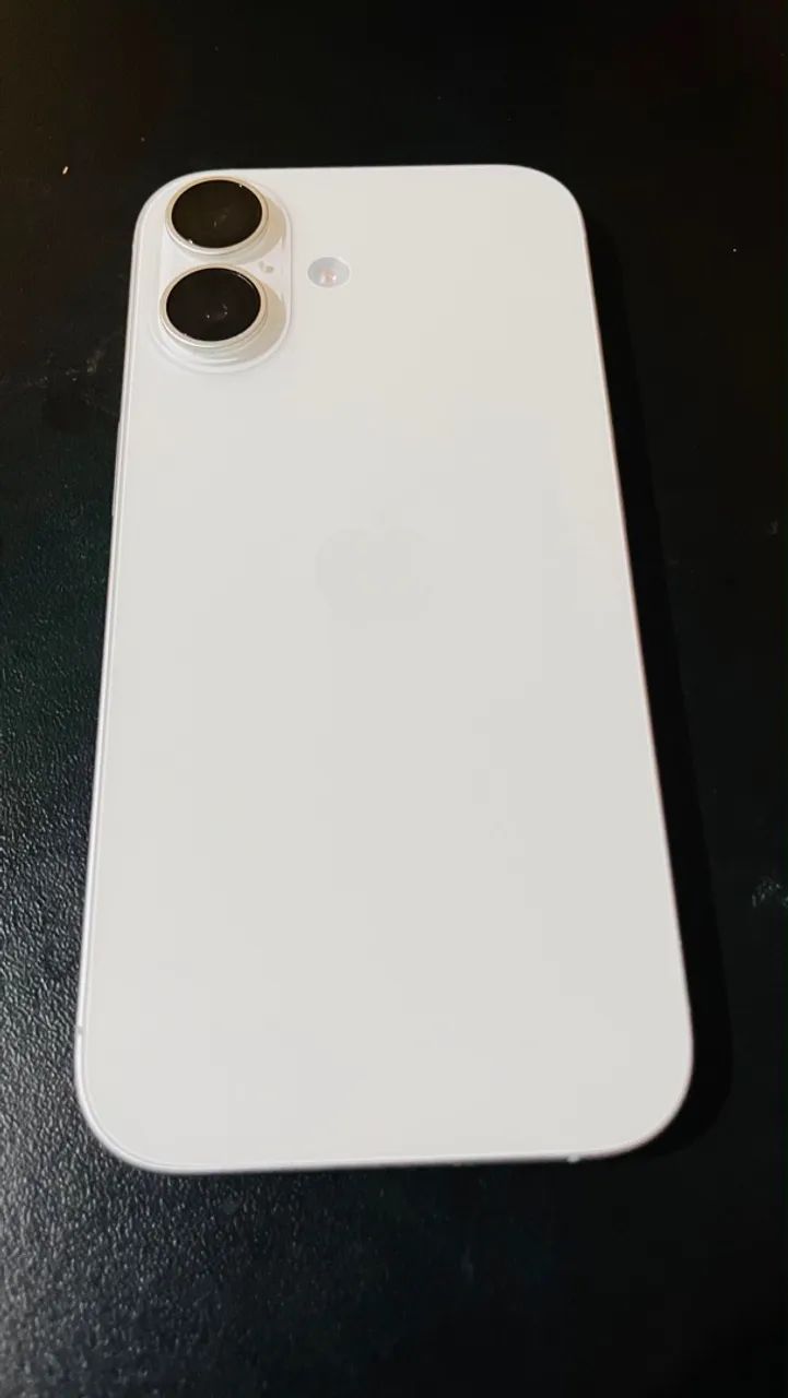 iPhone 17