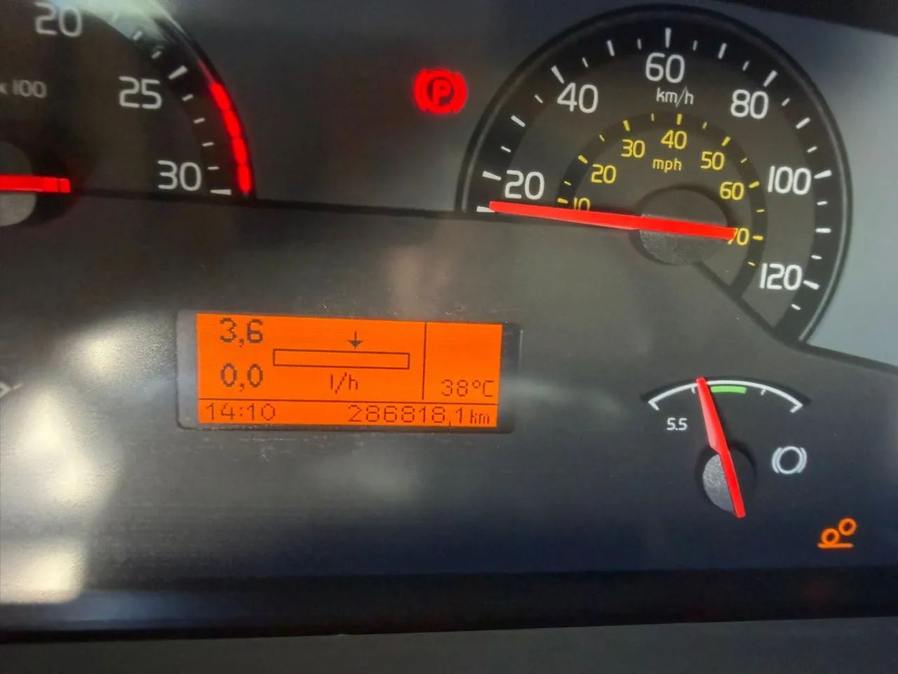 Volvo VM 270 city 2022 - Foto 4