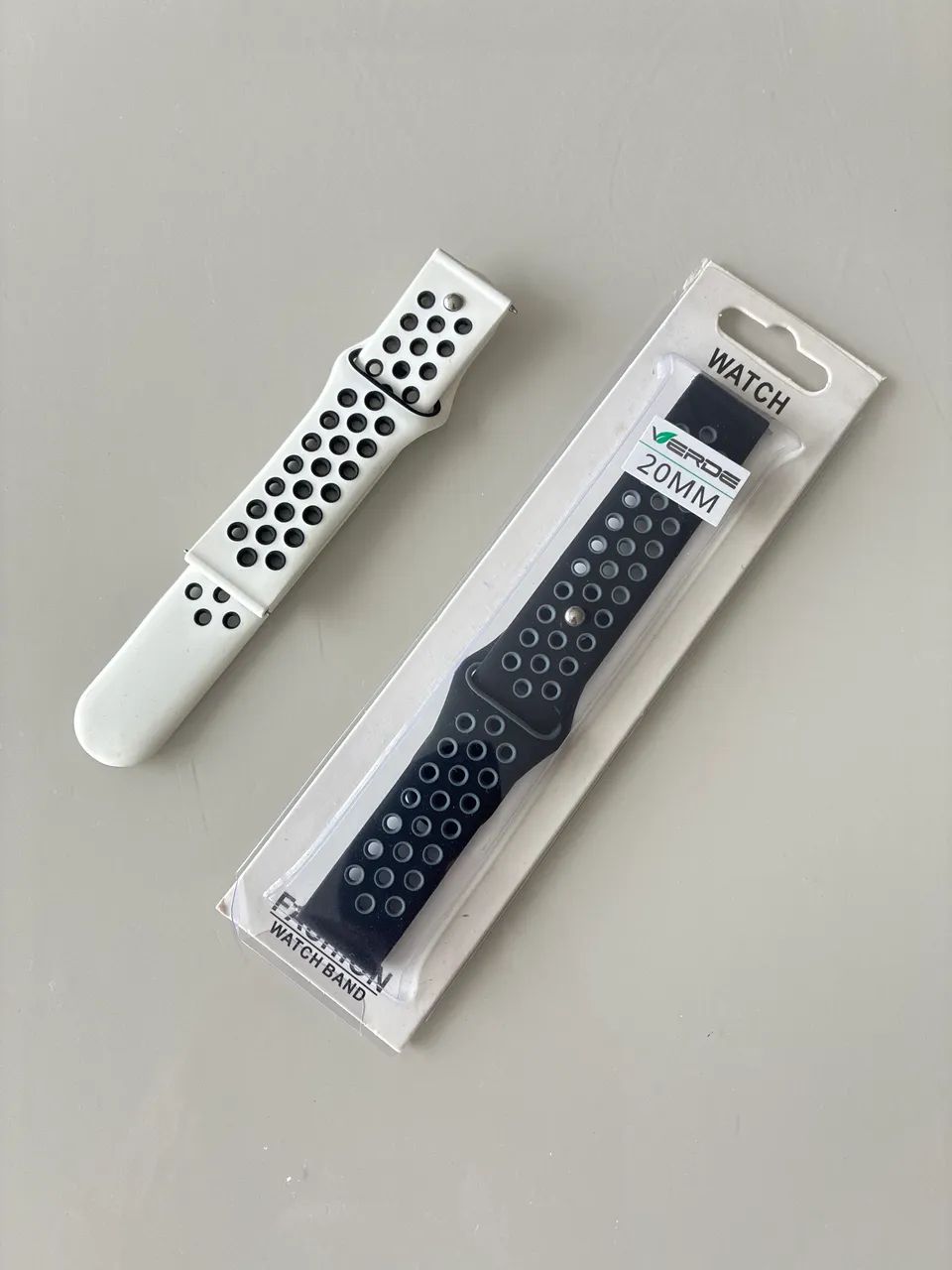 Pulseira para smartwatch 20mm (preta) e 22mm (Branca)
