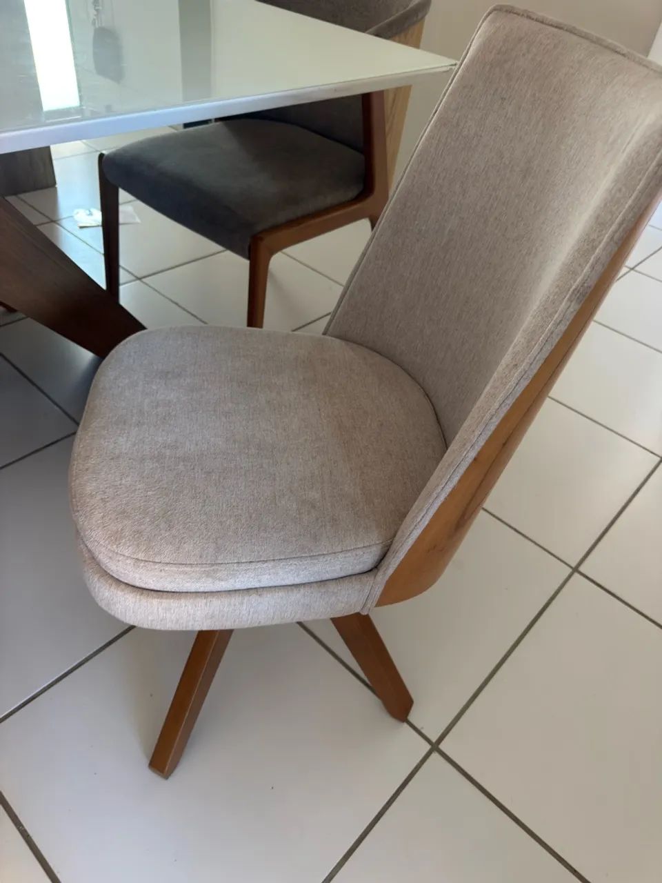 Mesa de Jantar 6 lugares 
