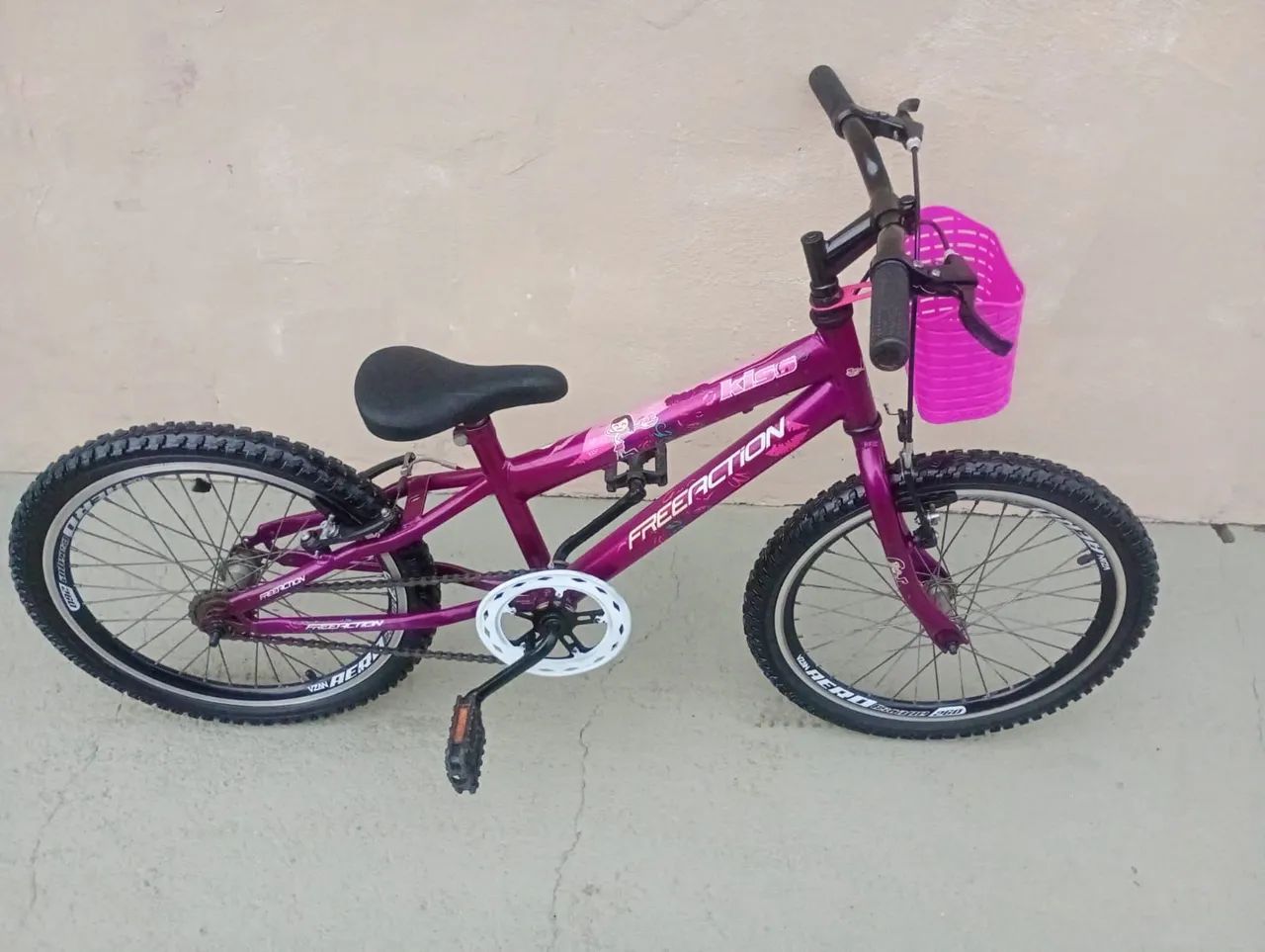 Bicicleta aro 20 seminova estado de nova  - Foto 2
