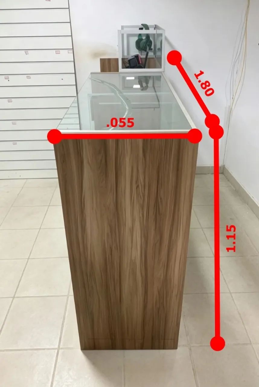 Balcão de Atendimento em MDF com Expositor de Vidro e balcão caixa - Foto 2