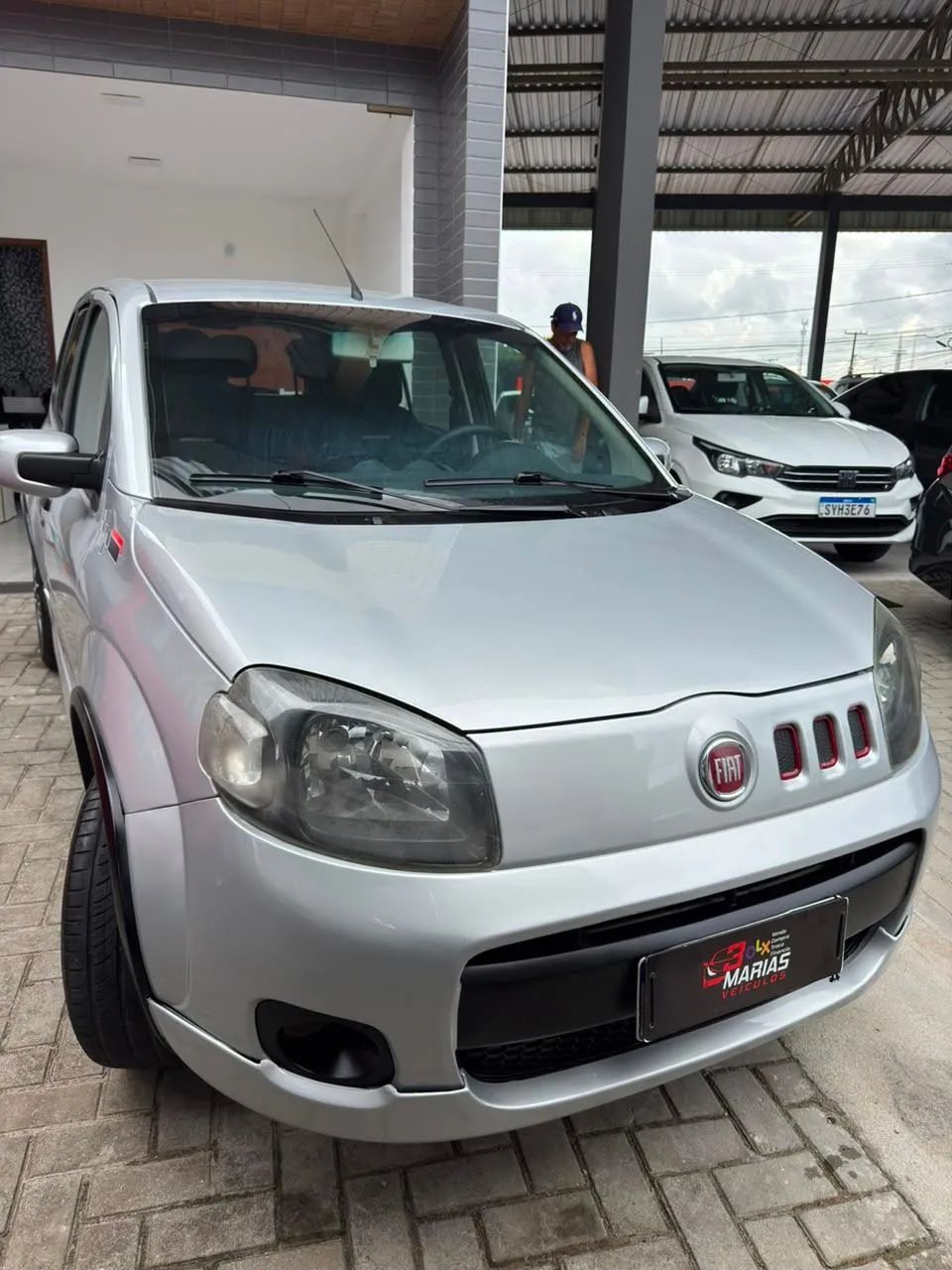 Fiat Uno Sporting 1.4 EVO Fire Flex 8V 4P 2012 - Foto 5