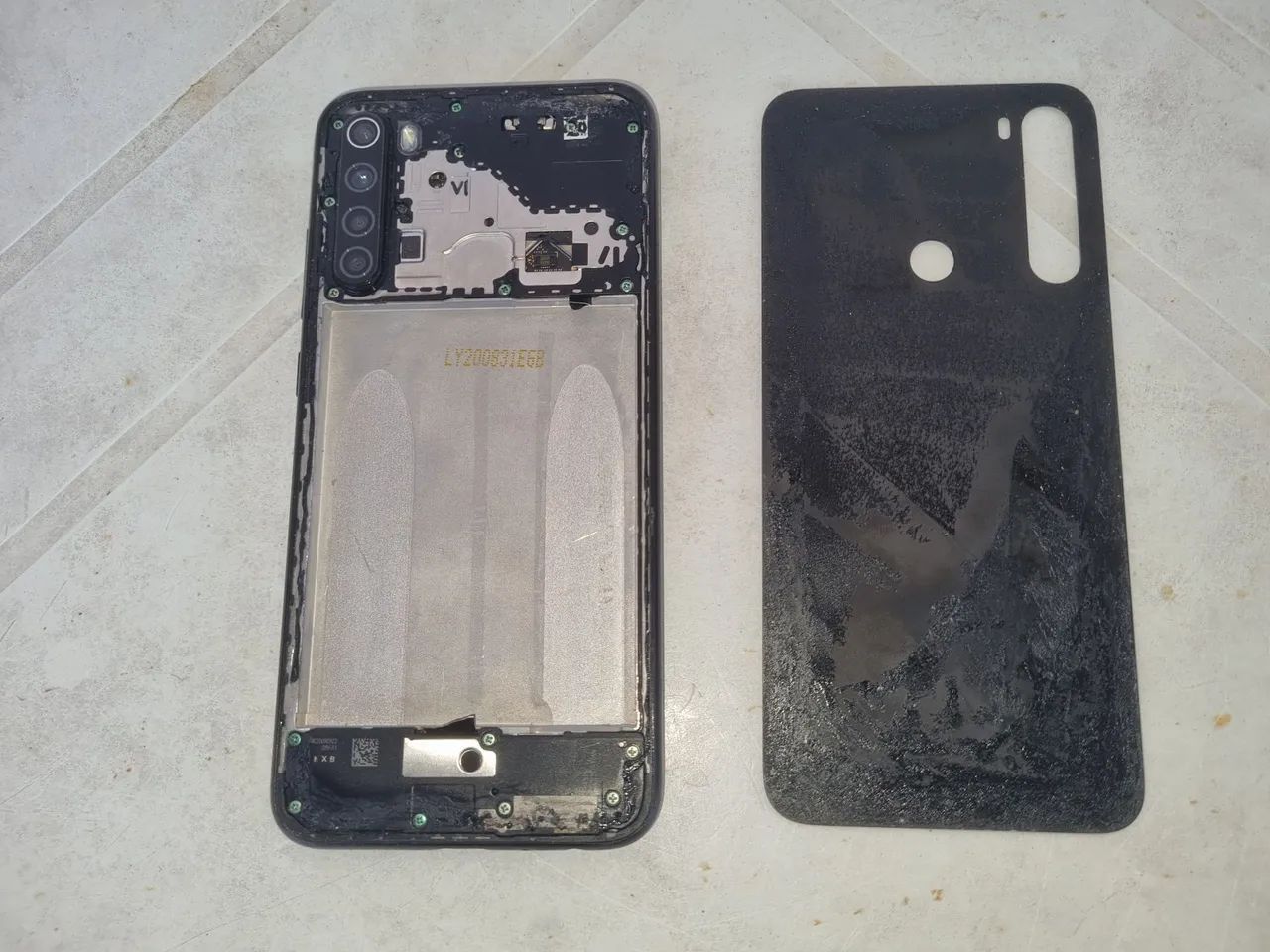 Redmi note 8 quebrado sem bateria