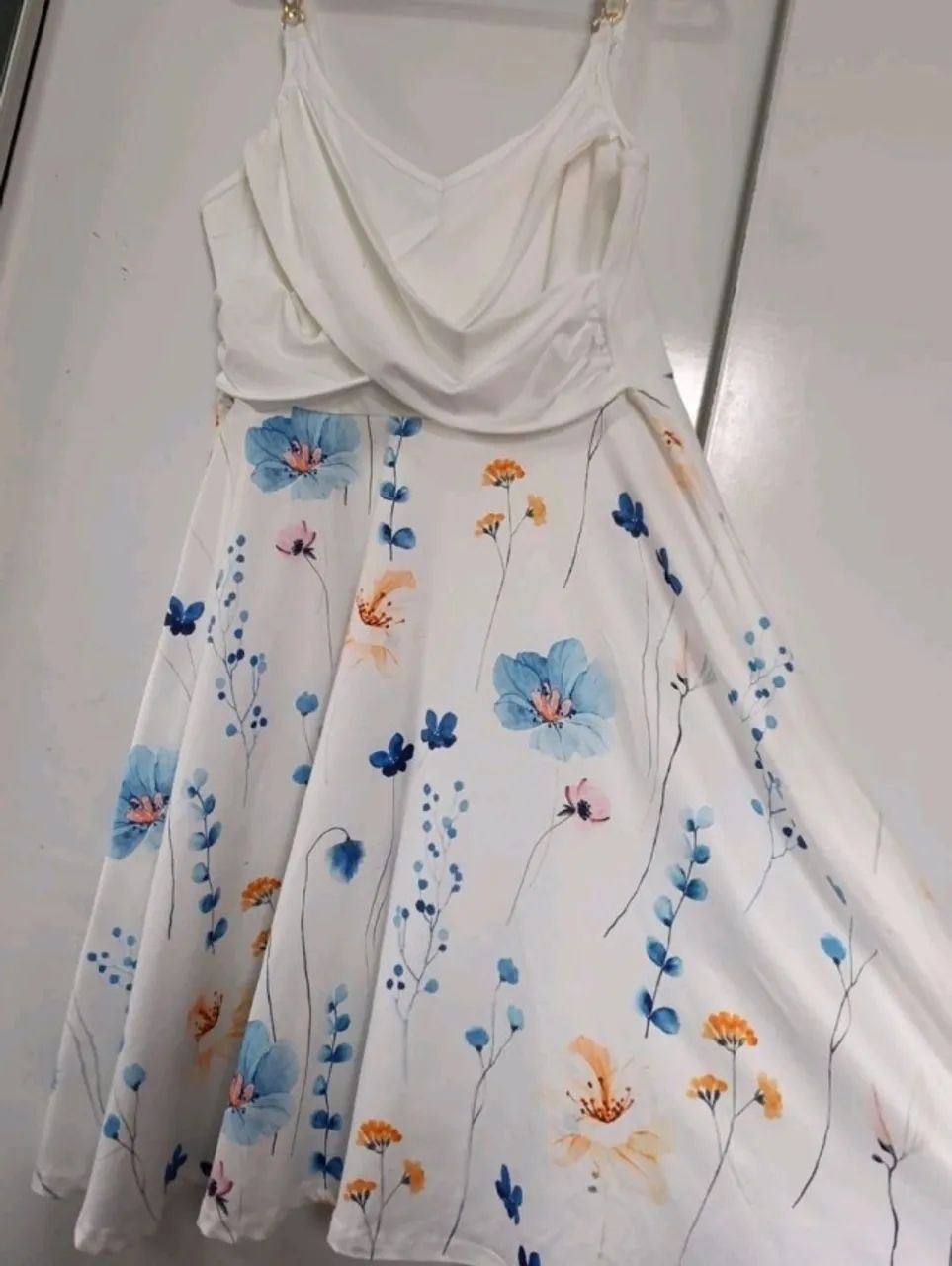Vestido branco florido transpassado tecido soft Tam G - Foto 2