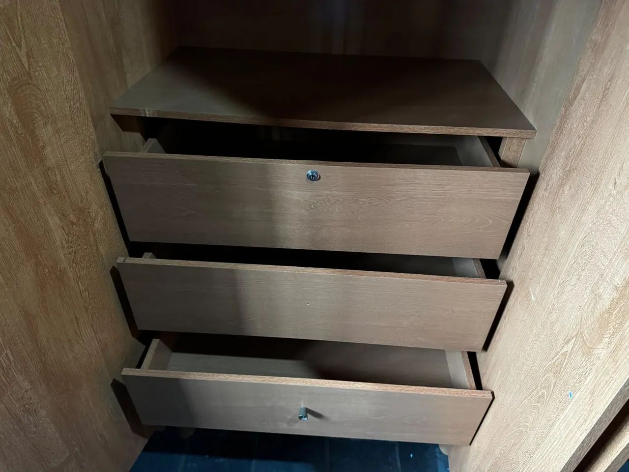 Guarda roupa grande todo MDF  - Foto 3
