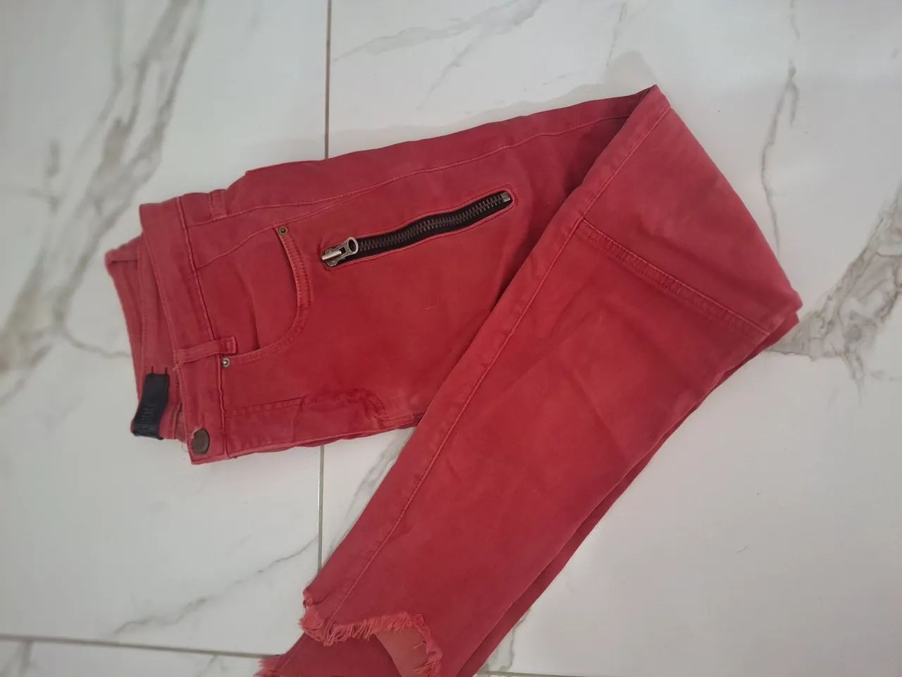 Vendo calça animale tamanho 40