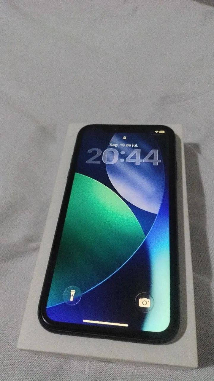 iPhone 11 64GB excelente - Foto 2