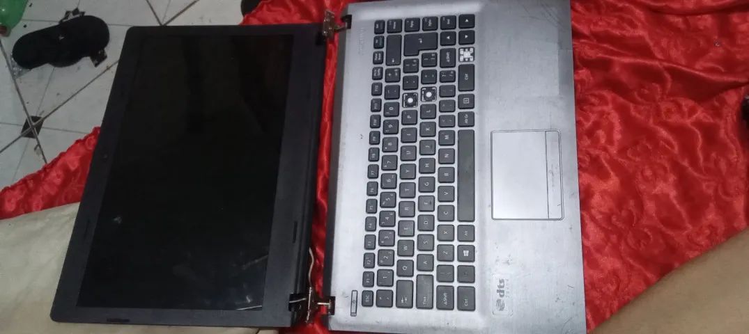 COMPUTADOR DA POSITIVO COM DEFEITOS NA IMAGEM E NA CARCAÇA - Foto 2