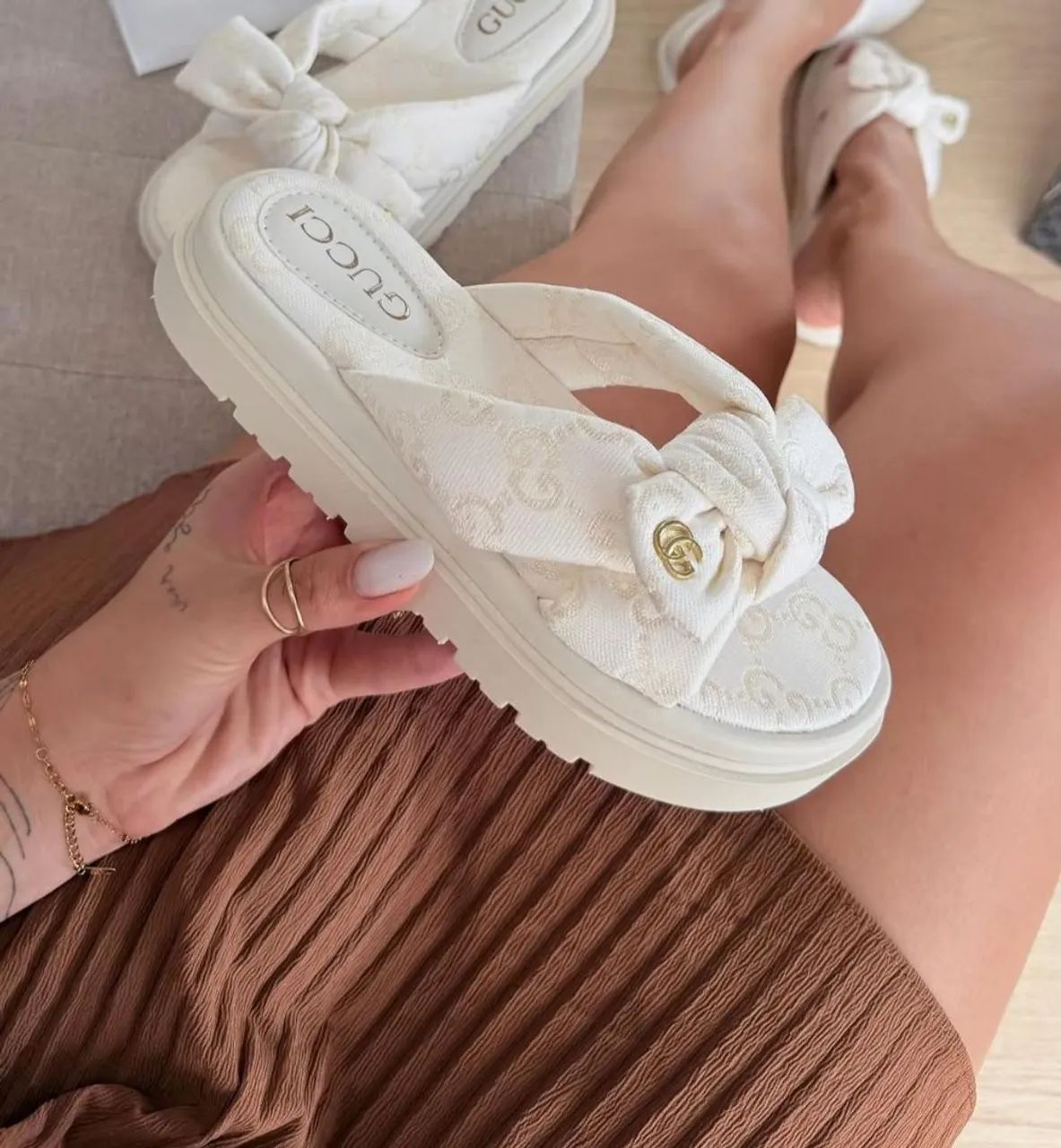 Sandália da Gucci novidade - Foto 3