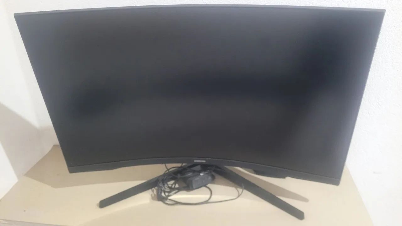 Monitor  Gamer Samsung Odyssey G5 - Foto 5