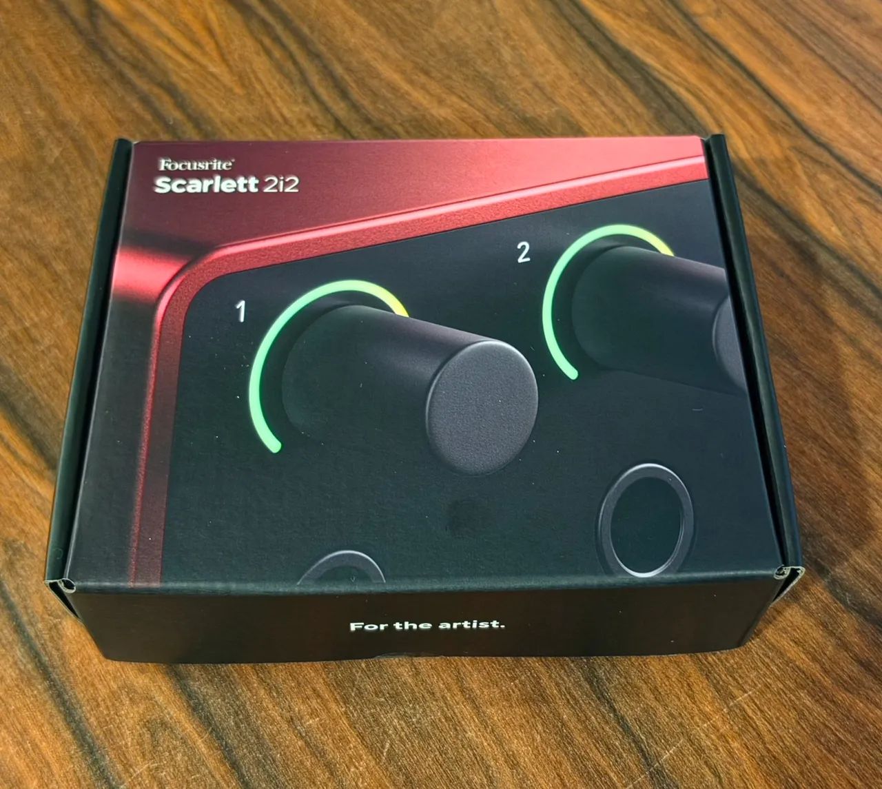 Focusrite Scarlett 2i2 - Nova - PROMOÇÃO - Microfones e Gravadores