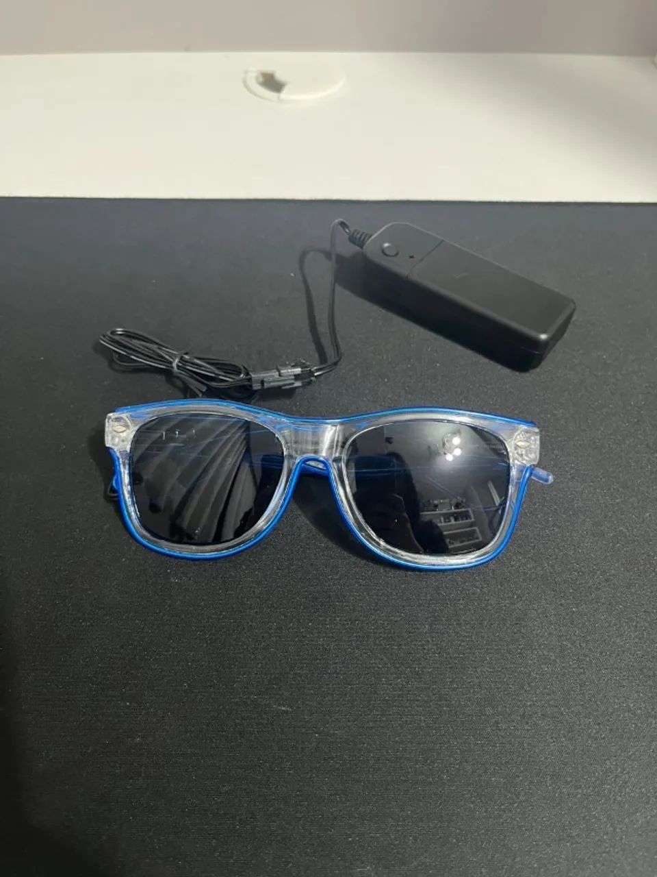 Óculos LED Neon Azul - Perfeito para Festas, Baladas e Rave - Foto 2