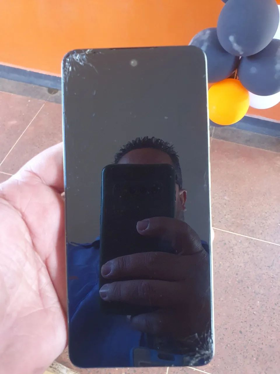 Moto E14 64gb trincado - Foto 2