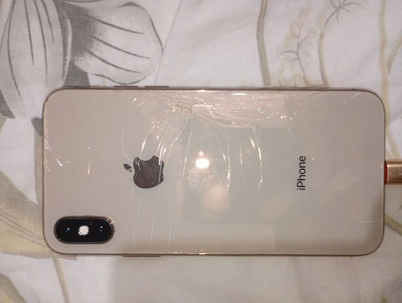 Célula iPhone xs - Foto 3
