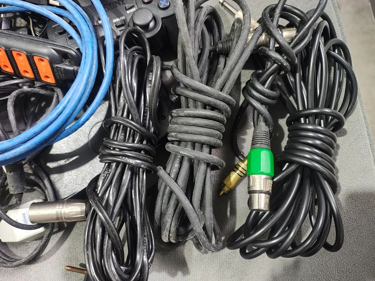 LOTE DE ACESSÓRIOS ELETRÔNICOS - NO ESTADO - Foto 2