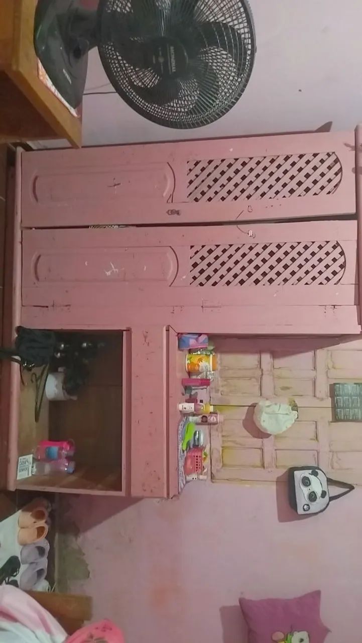 Vendo esse guarda-roupa