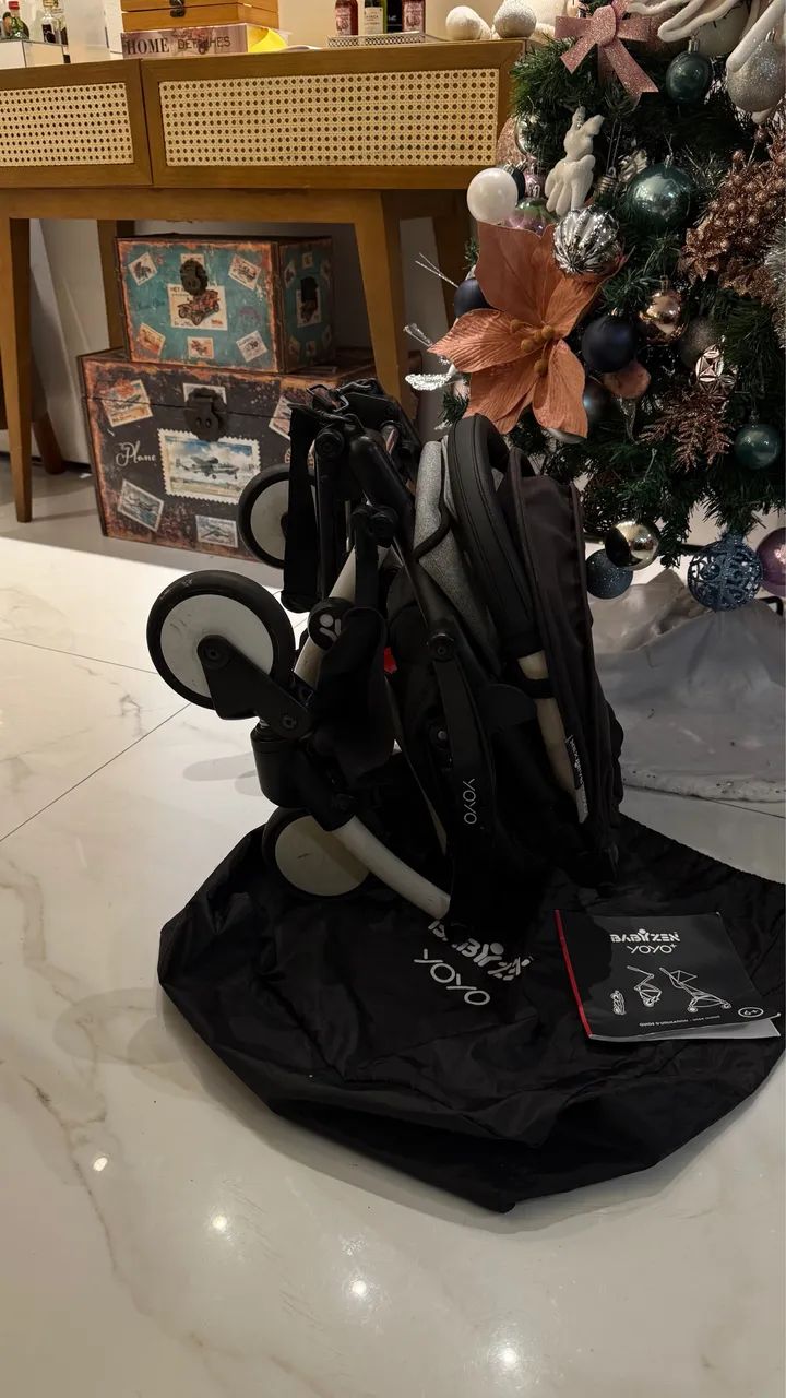 Carrinho de bebê Yoyo Babyzen Suuuper Conservado + acessórios  - Foto 2