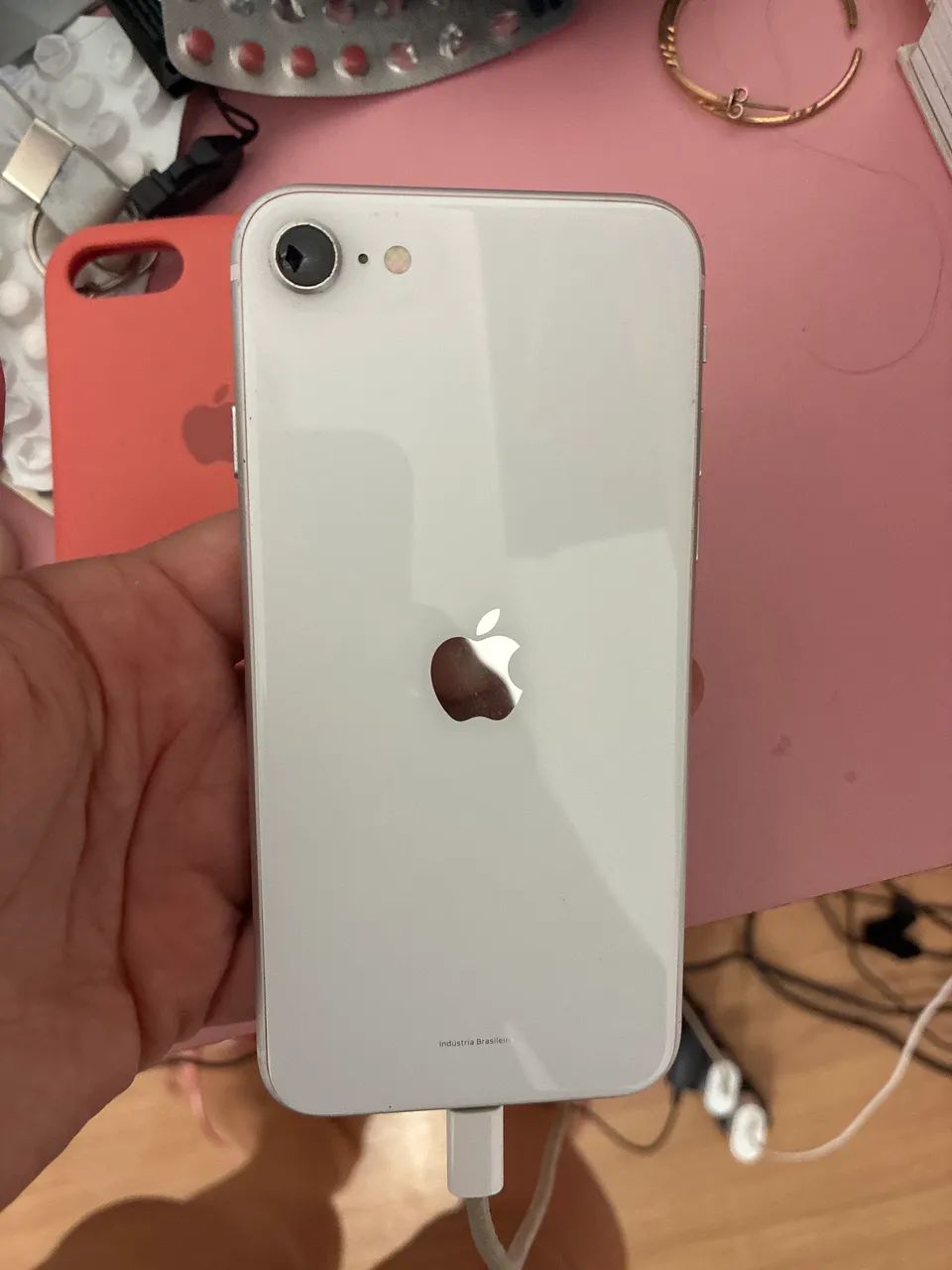 iPhone SE 128 branco  - Foto 2