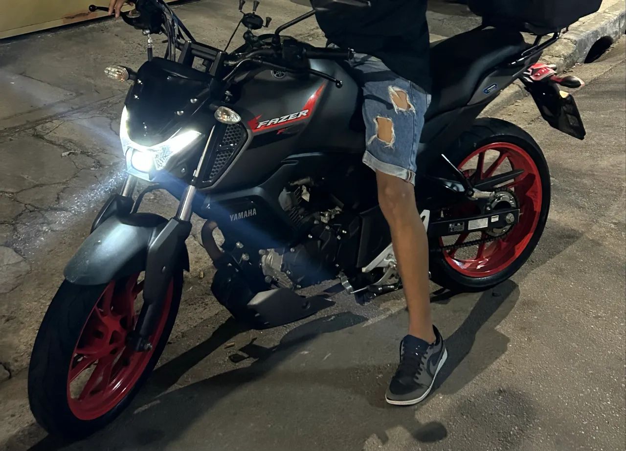 Fz 15 - 2026 Connect