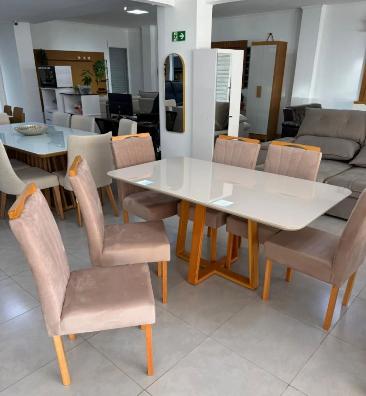 Mesa de jantar Mara com 6 cadeiras 160x90 madeira maciça  - Foto 2