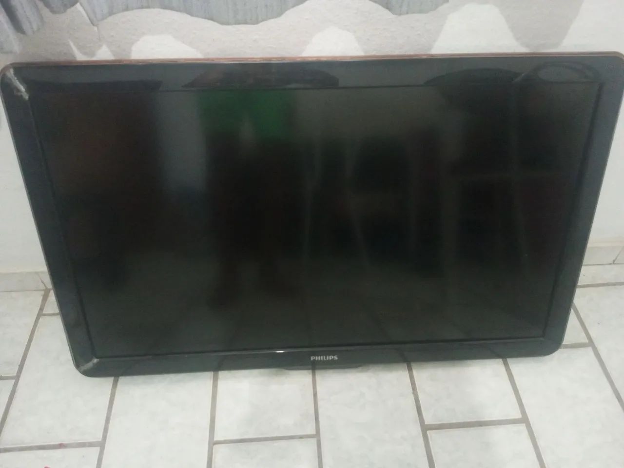 Tv Philips 42 polegadas  - Foto 3