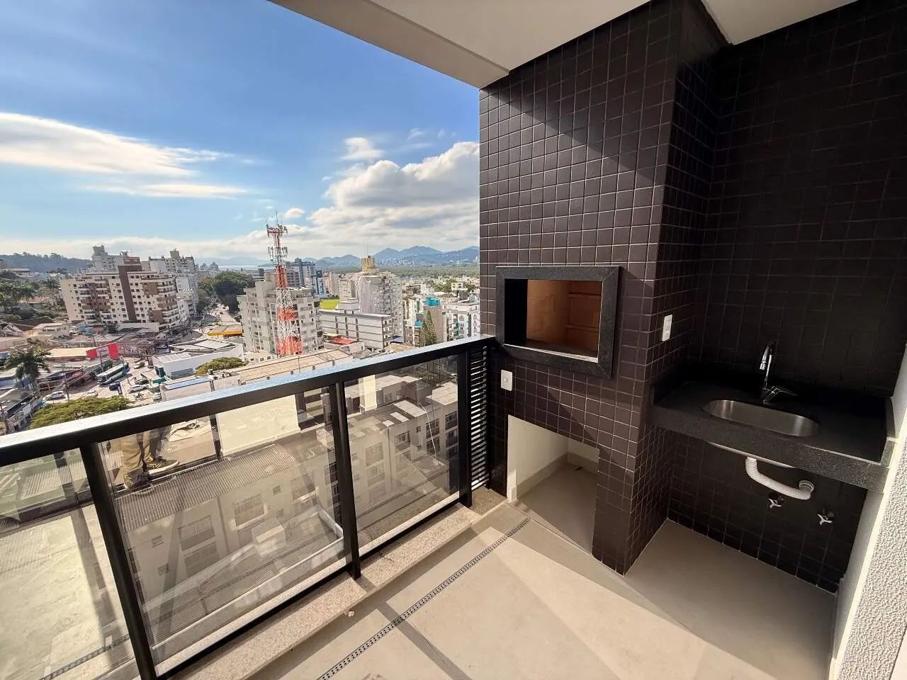Apartamento à venda, 2 quartos, 1 suíte, 1 vaga, Trindade - Florianópolis/SC