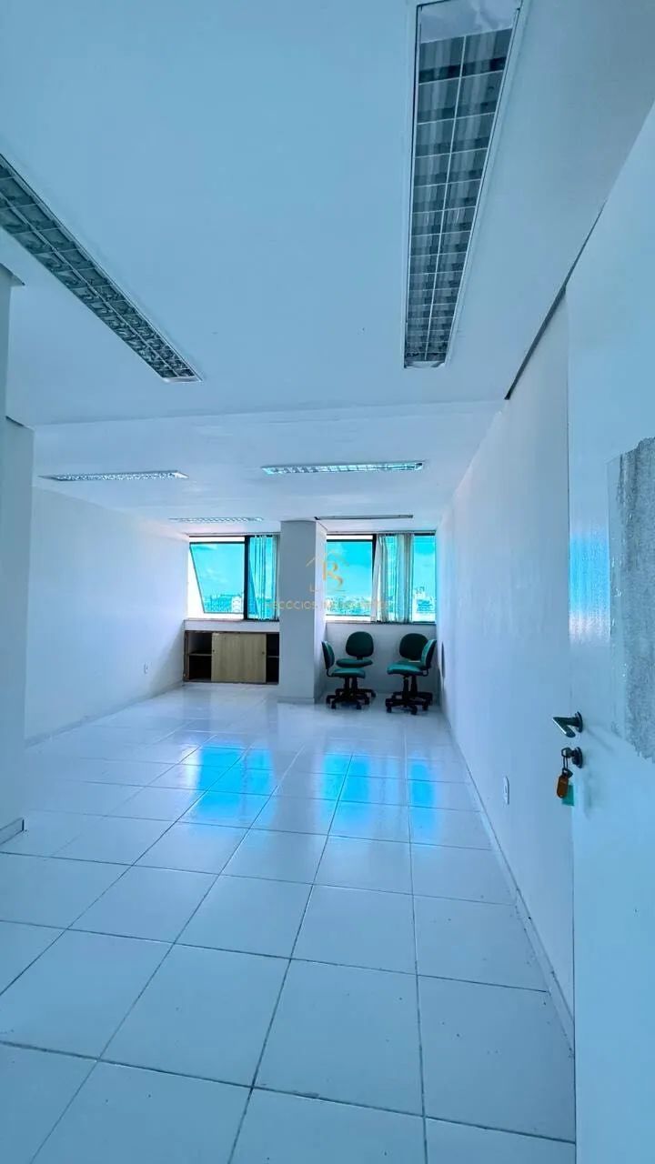Sala comercial Em edifício em São Francisco, Mendes Frota São Luís/MA - Foto 2