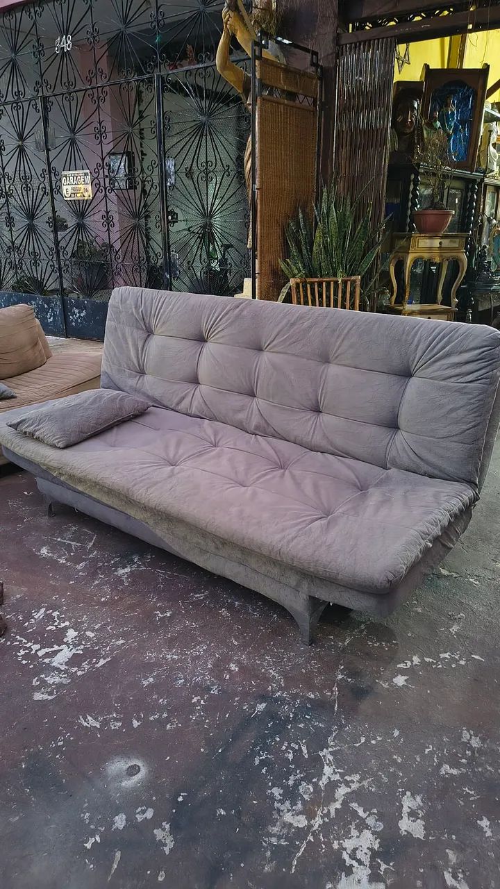 Sofa cama classico 4 lugares em camurça cinza - Foto 4