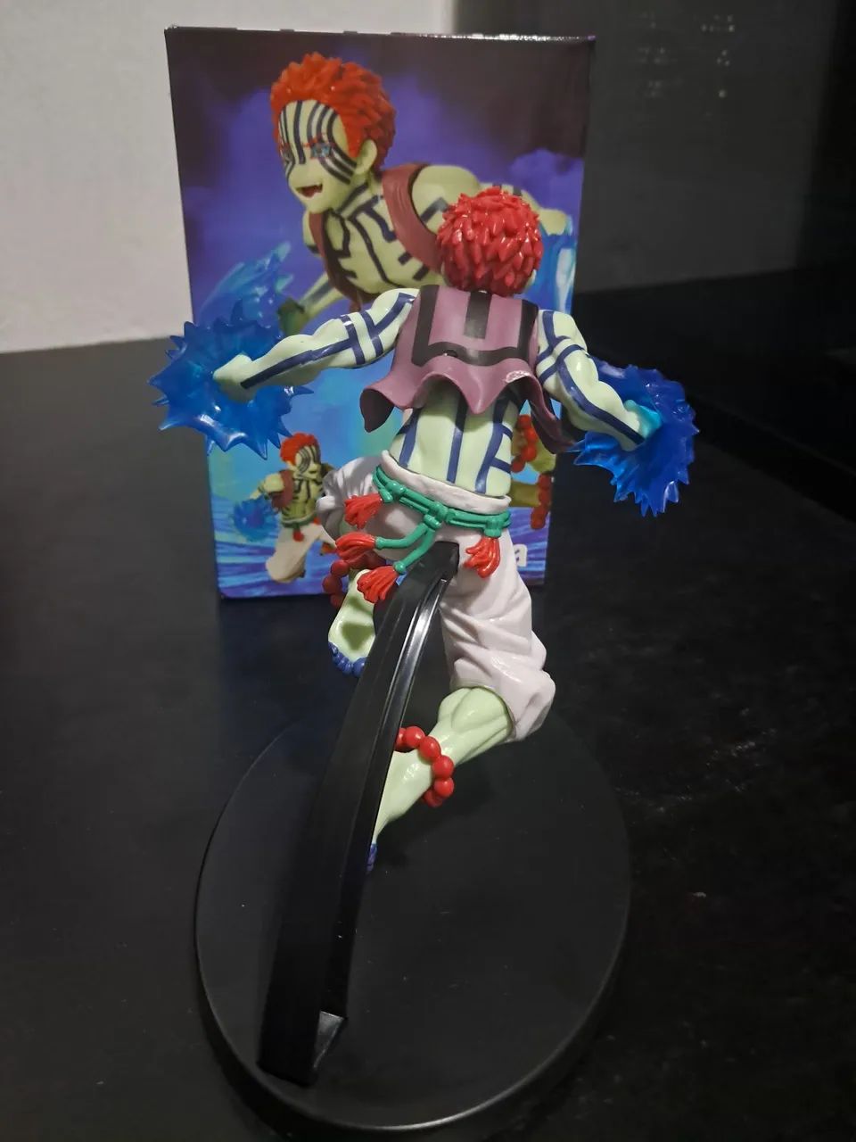 Action Figure Demon Slayer - Akaza 15cm - Foto 4
