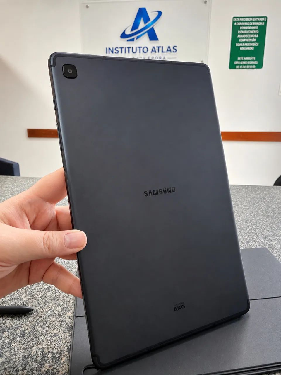 Tablet Samsung Galaxy Tab S6 Lite + S Pen original + capa original  - Foto 3