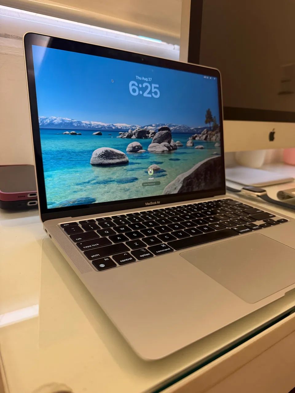 MacBook Air M1 - Foto 3