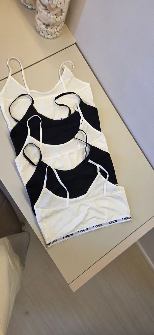 Kit de Tops de algodão preto e branco (Novos) - Foto 4