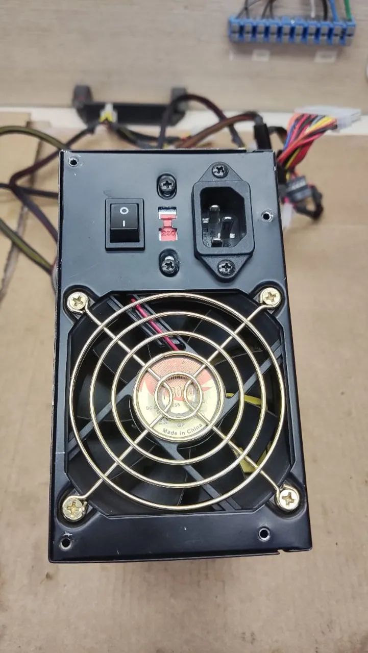 Fonte de Pc 430w com conector PCI-E  - Foto 4
