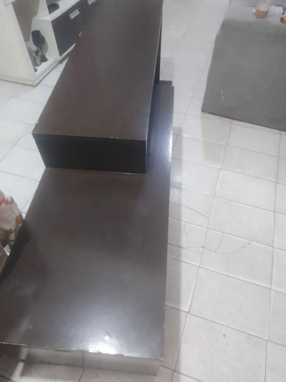 Rack de sala  com rodinhas só $120.00 