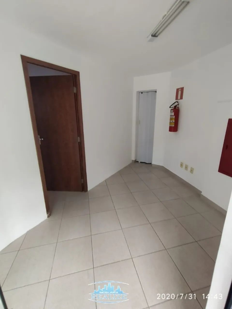 Código 3602 -  Vende loja na Avenida Paladium, bairro Imbaúbas, 30m², banheiro. - Foto 4