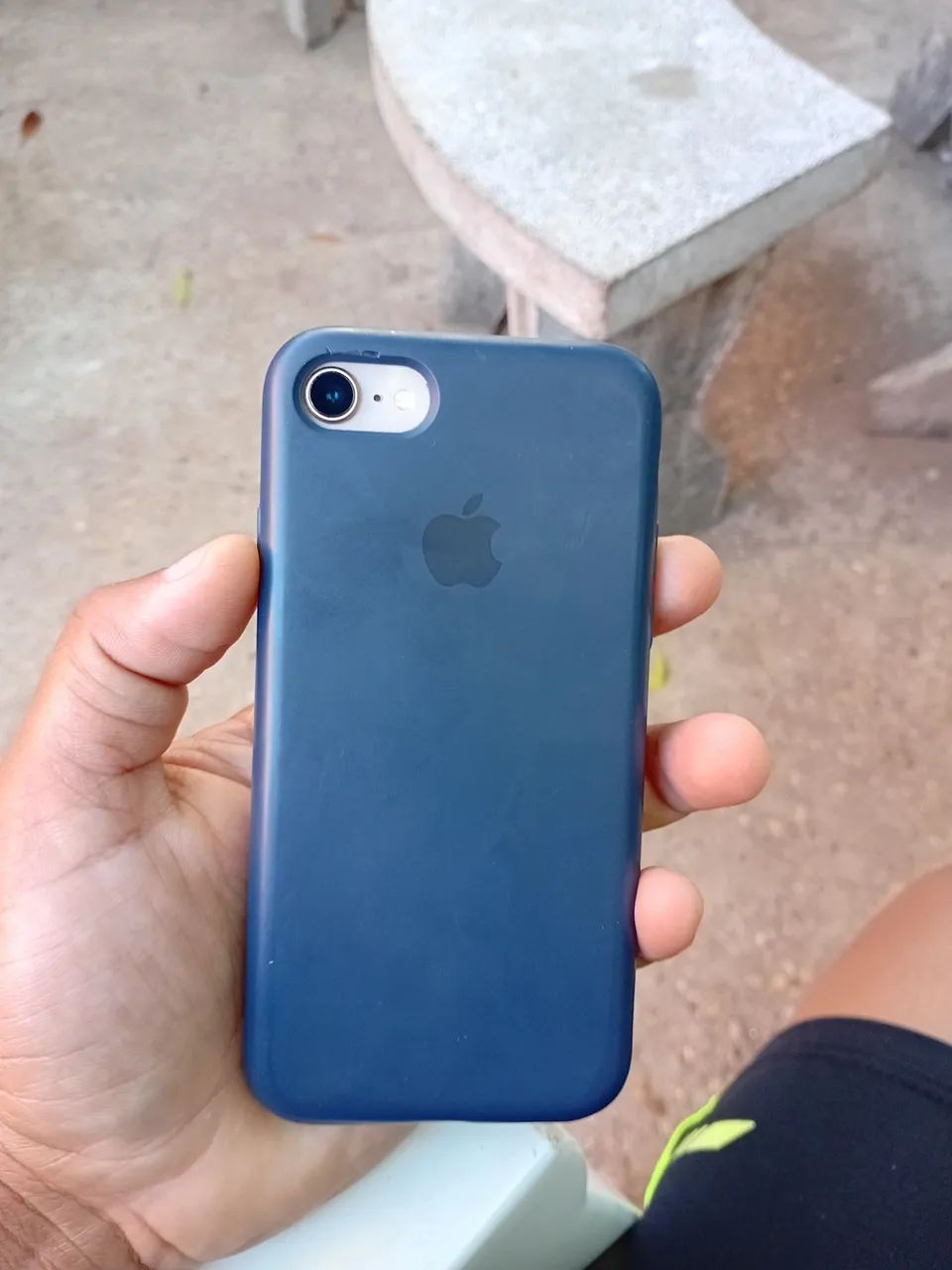 Vendo celular IPhone 8 - Foto 2