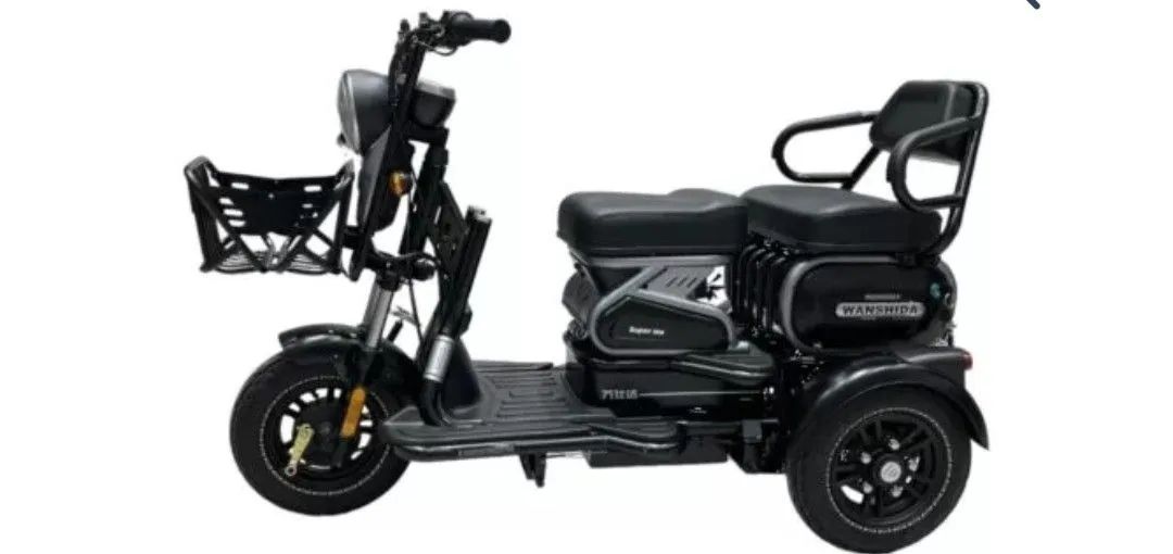 VENDO TRICICLO ELETRICO 3 LUGARES SEMI NOVO ANO 2026 1000W CARREGADOR BIVOLT SUPORTA 250 K - Foto 3
