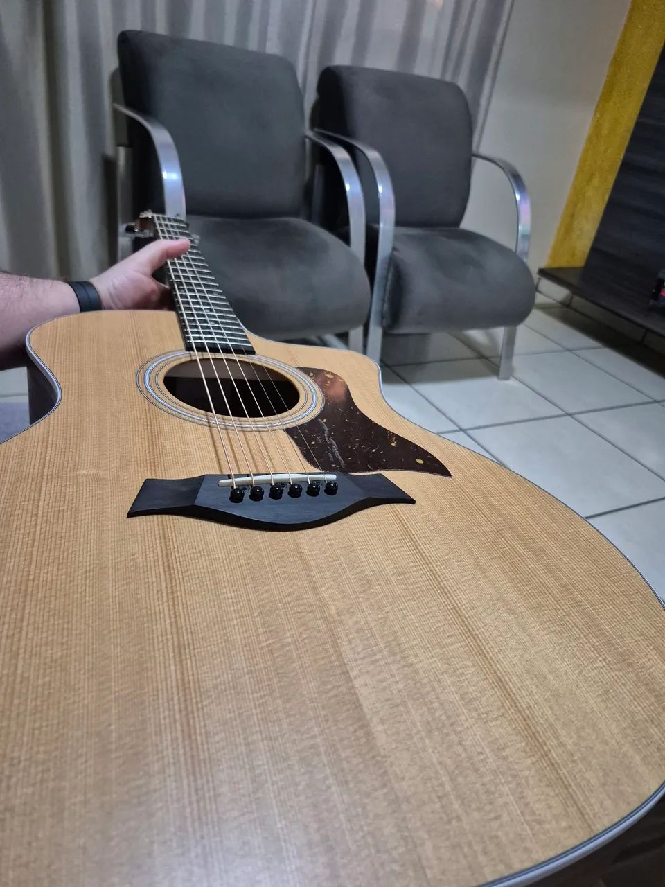 Violão Taylor 214ce novinho  - Foto 3