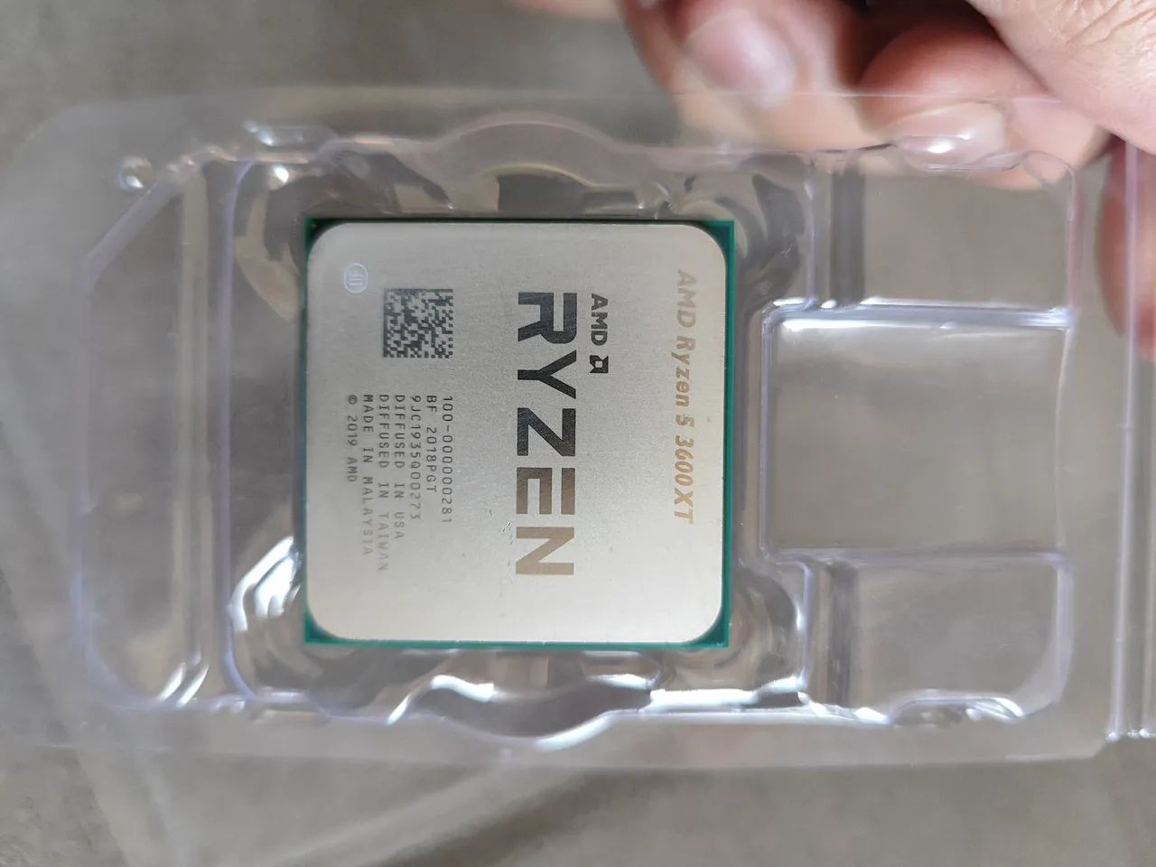 AMD Ryzen 5 3600XT - Foto 2