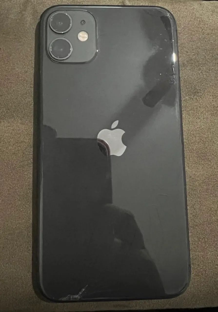 Vendo iPhone 11 64 GB 