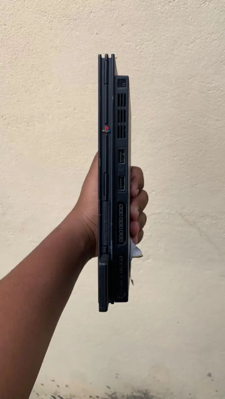 PS2 SLIM EM OTIMO ESTADO DE CONSERVAÇÃO {SEM LEITOR DE DISCO} - Foto 3
