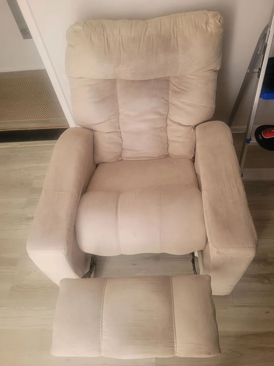 Vendo poltrona reclinável - Foto 2
