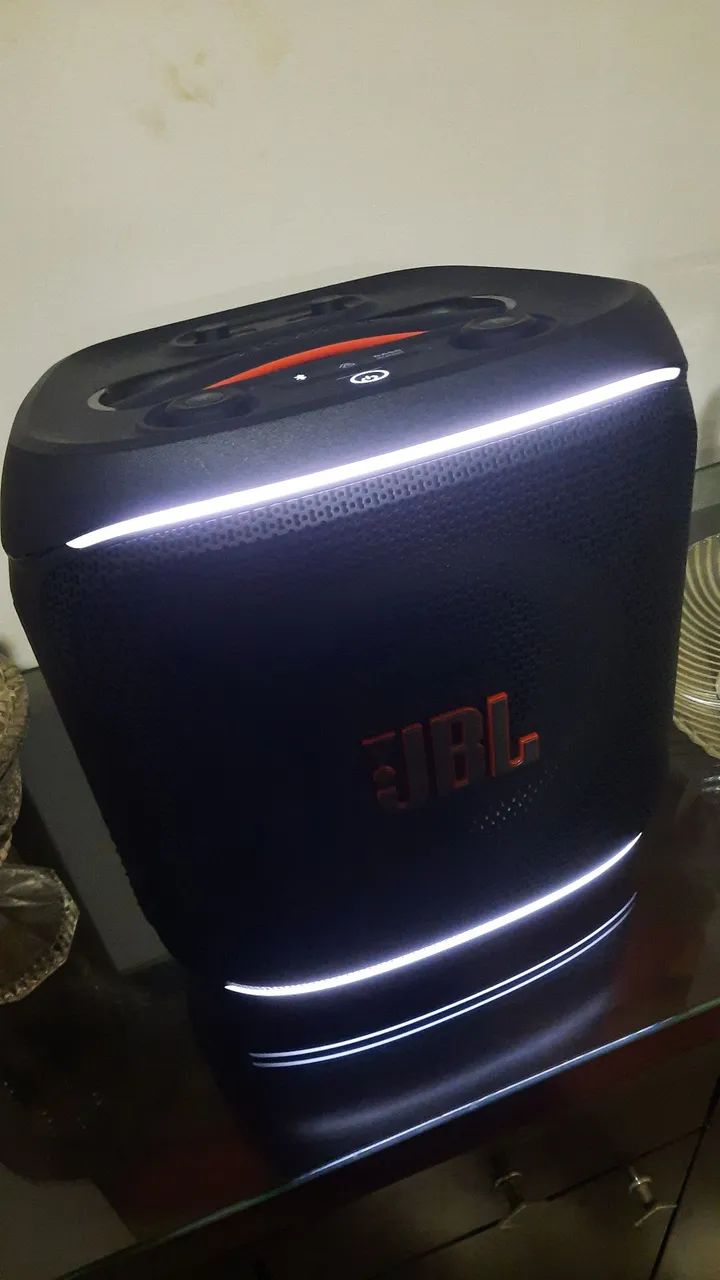 Vendo JBL PARTYBOX ENCORE 2 COM 2 MICROFONES - Foto 4