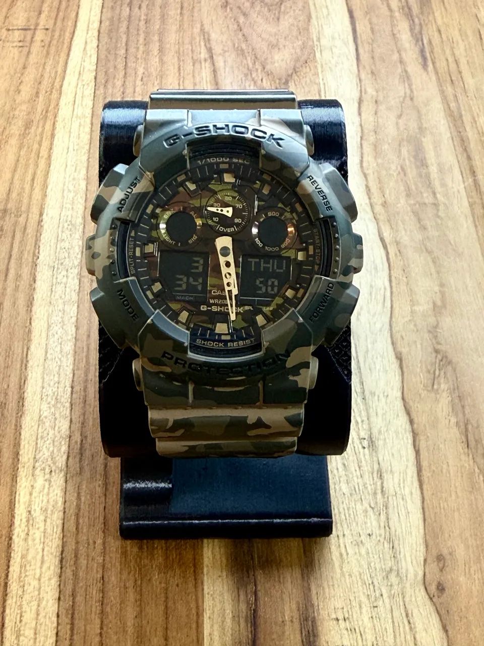 Relógio Casio G-Shock GA-100CM