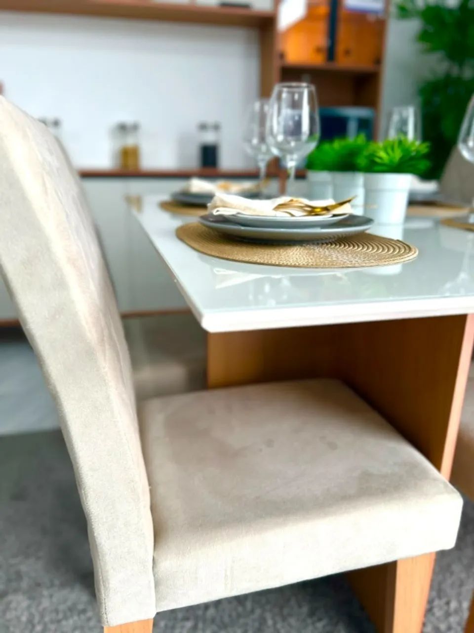 Conjunto Sala de Jantar com 4 cadeiras com Vidro 120x90 - Foto 2